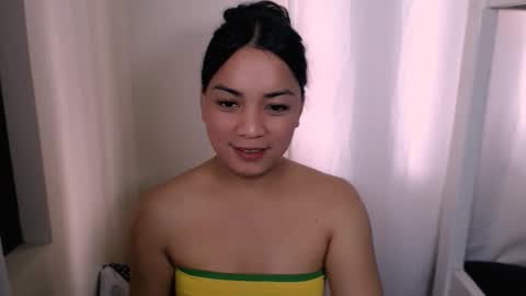 Snapshot of shadowseductress chatting on February 19, 2026, 1:01 am shadowseductress online show from February 19, 2026, 1:01 am