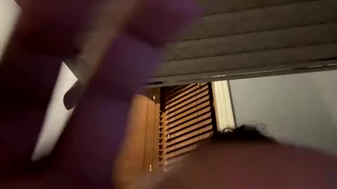 shah299 online show from April 18, 2026, 10:10 pm