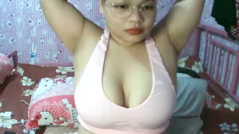 Snapshot of shairamae4u chatting on April 26, 2026, 12:03 pm shairamae4u online show from April 26, 2026, 12:03 pm