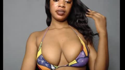 Snapshot of shallie_x chatting on July 9, 2026, 7:34 am ESTHER online show from July 9, 2026, 7:34 am