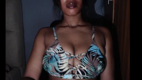 Snapshot of shallie_x chatting on July 29, 2026, 3:32 pm ESTHER online show from July 29, 2026, 3:32 pm