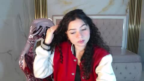 Shalon  online show from March 7, 2025, 1:29 pm