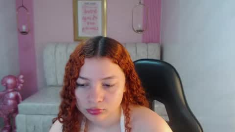 Snapshot of shalon_diaz_sub chatting on June 26, 2026, 3:22 am Shalon online show from June 26, 2026, 3:22 am