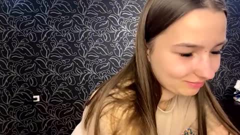 Snapshot of shalonjoosten chatting on September 26, 2025, 8:24 pm Iris online show from September 26, 2025, 8:24 pm