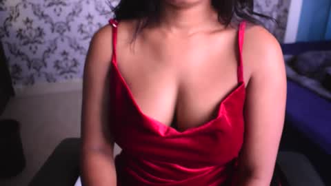 Snapshot of shanaya_indian chatting on December 3, 2024, 4:47 am shanaya indian online show from December 3, 2024, 4:47 am