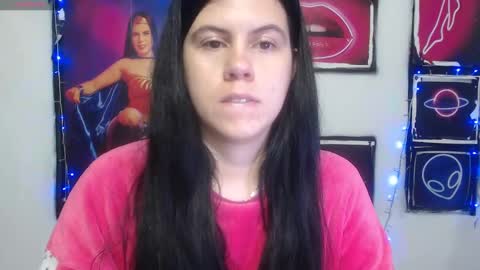 Snapshot of shanellmoore chatting on February 16, 2025, 12:43 pm Shanell Moore online show from February 16, 2025, 12:43 pm