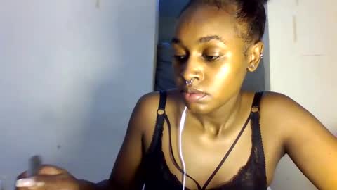 shania_sleigh online show from April 23, 2026, 6:21 pm