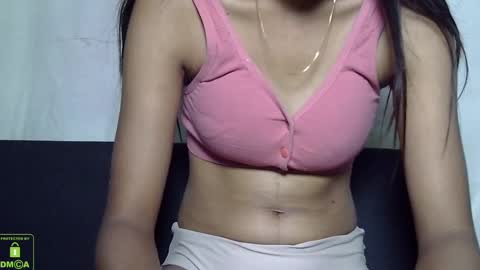 Snapshot of shaniya_cute chatting on January 30, 2025, 7:50 am shaniya online show from January 30, 2025, 7:50 am