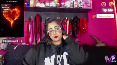 Snapshot of shannon_queen_ chatting on June 9, 2026, 5:30 am Shannon online show from June 9, 2026, 5:30 am