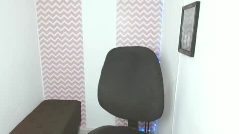 Dayana online show from February 12, 2026, 3:51 pm