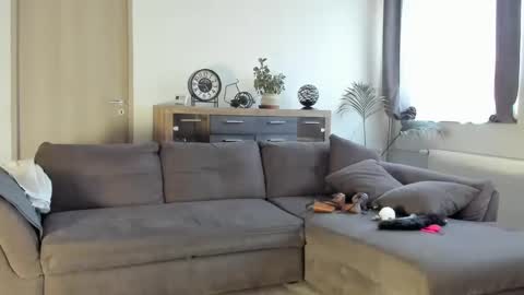 Shantall Milf online show from February 18, 2025, 3:43 pm