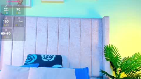 Snapshot of shantallvegga1 chatting on August 7, 2026, 7:27 pm shantallvegga1 online show from August 7, 2026, 7:27 pm