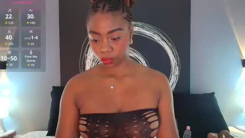 Snapshot of shanyqueen chatting on December 16, 2025, 6:18 am SHANY online show from December 16, 2025, 6:18 am