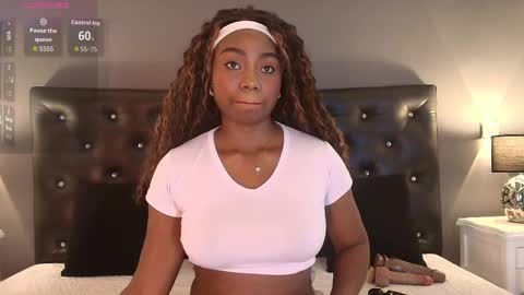 Snapshot of shanyqueen chatting on January 9, 2026, 2:25 am SHANY online show from January 9, 2026, 2:25 am