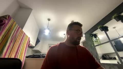 Snapshot of sharksboy16 chatting on December 5, 2024, 3:04 am Sharksboy online show from December 5, 2024, 3:04 am