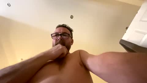 Snapshot of sharksboy16 chatting on January 29, 2025, 7:00 pm Sharksboy online show from January 29, 2025, 7:00 pm