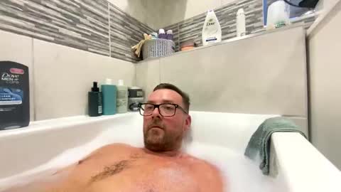 Snapshot of sharksboy16 chatting on February 17, 2026, 5:19 pm Sharksboy online show from February 17, 2026, 5:19 pm