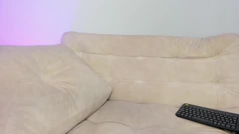 Hi fiends ---- I usually start online from Monday to Friday from 1000 am Saturdays and Sundays at 600 am Colombia time online show from March 4, 2025, 9:32 pm