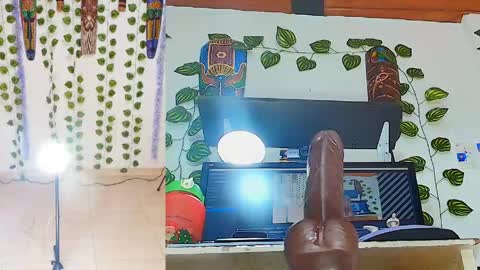 Snapshot of sharlotte_sexx chatting on April 27, 2026, 6:06 pm S online show from April 27, 2026, 6:06 pm
