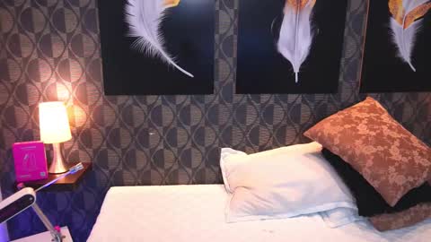 Sharom  online show from March 4, 2026, 7:20 pm