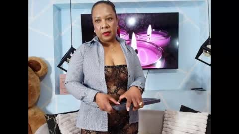 Snapshot of sharon_noa chatting on May 20, 2026, 2:45 pm Sharon Noa online show from May 20, 2026, 2:45 pm