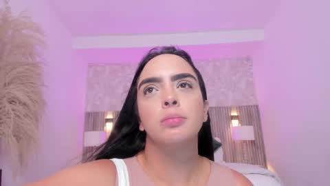 Snapshot of sharon_thompson_ chatting on September 17, 2025, 8:21 pm Sharon online show from September 17, 2025, 8:21 pm