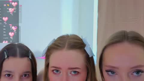 Lola and Stacey online show from May 2, 2026, 7:02 am