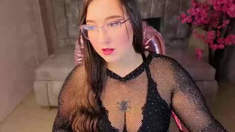 Snapshot of sharyth19_s chatting on February 23, 2026, 8:28 pm Sharyth online show from February 23, 2026, 8:28 pm