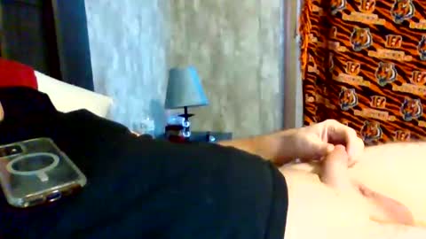 shaun_hatcher31 online show from November 5, 2025, 4:18 pm