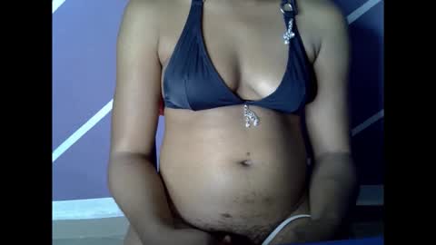 shawnie_baby online show from September 16, 2025, 8:04 am