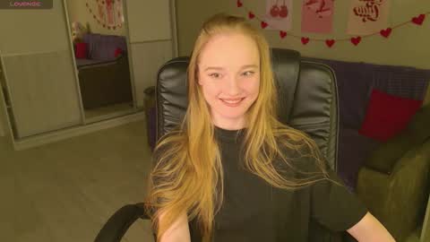 Shawty Mia online show from December 16, 2025, 2:22 pm