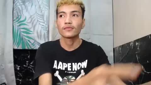 Snapshot of shayato_xyz chatting on January 3, 2025, 4:59 pm eryx online show from January 3, 2025, 4:59 pm