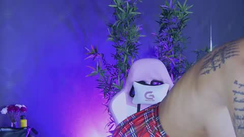 Snapshot of shayblonde chatting on December 11, 2024, 11:10 pm shayblonde online show from December 11, 2024, 11:10 pm