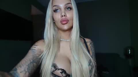 shayblonde online show from November 12, 2025, 7:03 pm
