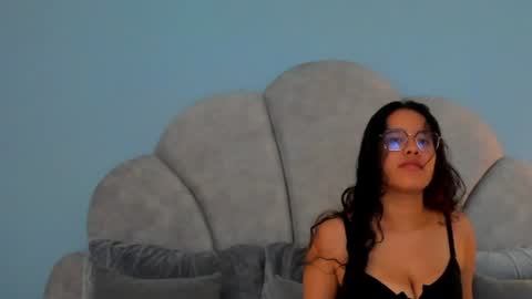 Snapshot of shayra_alina chatting on June 18, 2026, 11:47 am shayra_alina online show from June 18, 2026, 11:47 am