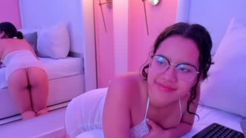 Snapshot of shayra_alina chatting on July 12, 2026, 11:12 am shayra_alina online show from July 12, 2026, 11:12 am