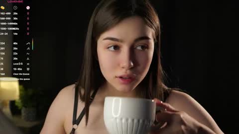 Tessa online show from May 12, 2026, 1:58 am