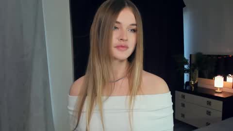 Violet online show from December 21, 2024, 7:56 am