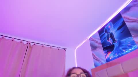 Snapshot of sheeylaroee chatting on February 13, 2025, 5:48 am Heidy online show from February 13, 2025, 5:48 am