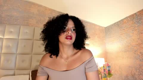 sheeylopez online show from May 17, 2026, 3:15 am