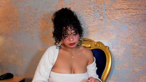 sheeylopez online show from July 7, 2026, 3:31 am