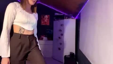 sheilaoverson online show from April 14, 2026, 2:56 pm