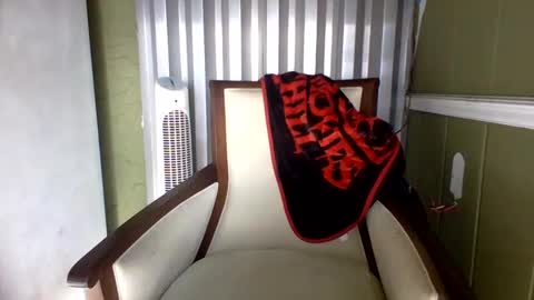Snapshot of shelbyannn chatting on April 6, 2026, 9:16 pm Red online show from April 6, 2026, 9:16 pm