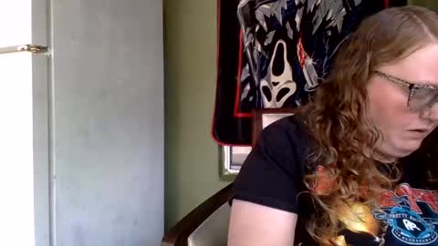 Snapshot of shelbyannn chatting on April 21, 2026, 2:23 pm Red online show from April 21, 2026, 2:23 pm