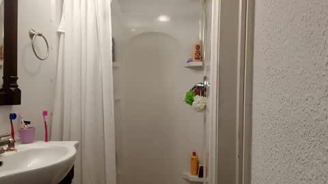 King-shelb online show from January 10, 2025, 2:34 pm