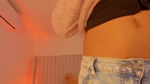 shelynna_azzul online show from March 27, 2026, 8:52 pm