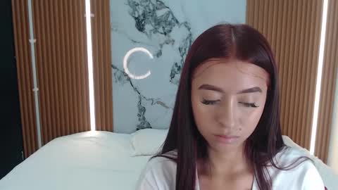 Snapshot of shena_nomy1 chatting on October 24, 2025, 12:56 pm shena_nomy1 online show from October 24, 2025, 12:56 pm