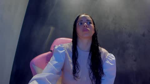 .. Sherilk .. online show from January 14, 2025, 1:06 pm