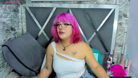 sherry_boomm online show from April 12, 2026, 9:20 pm