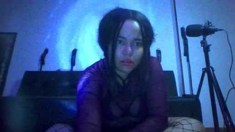 Shinee online show from February 6, 2025, 2:11 am